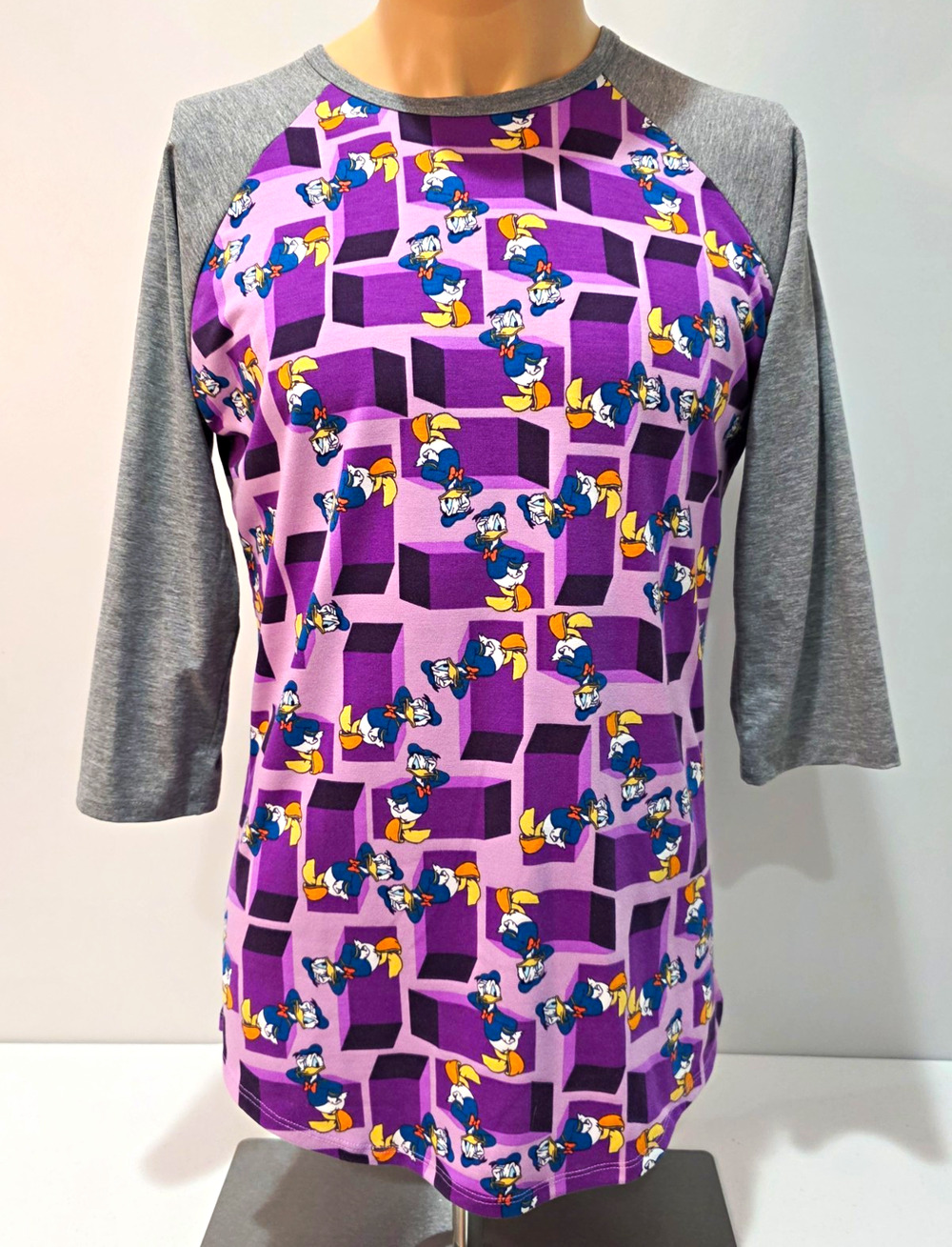 LuLaRoe Disney Donald Duck Shirt Womens M Purple Gray Randy 3/4 Sleeve